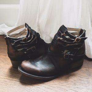 FREEBIRD by Steven - STAIR boots